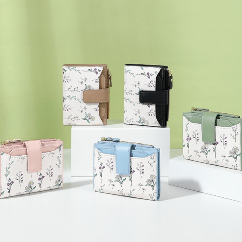Women's Floral Short PU Wallet with Card Slots