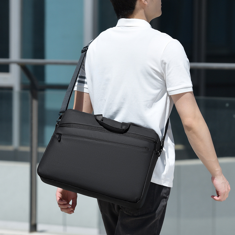 Expandable Business Briefcase for 15.6in and 17.3in Laptops