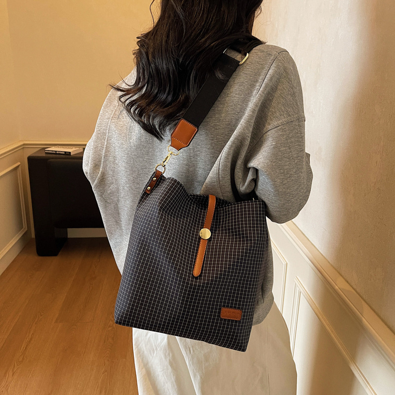 Fabric Crossbody Bag, 24 x 27 cm