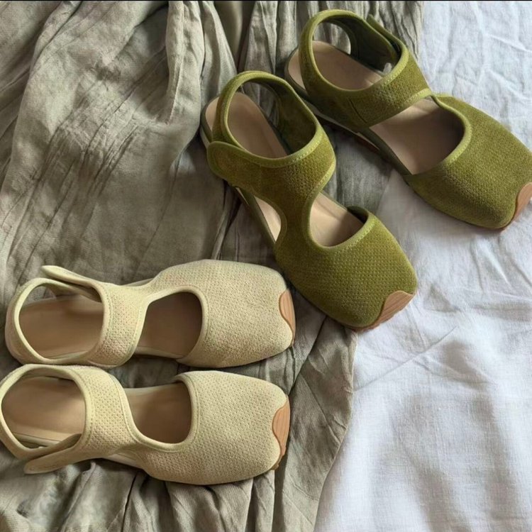 Women's Cut-Out Leather Flat Sandals