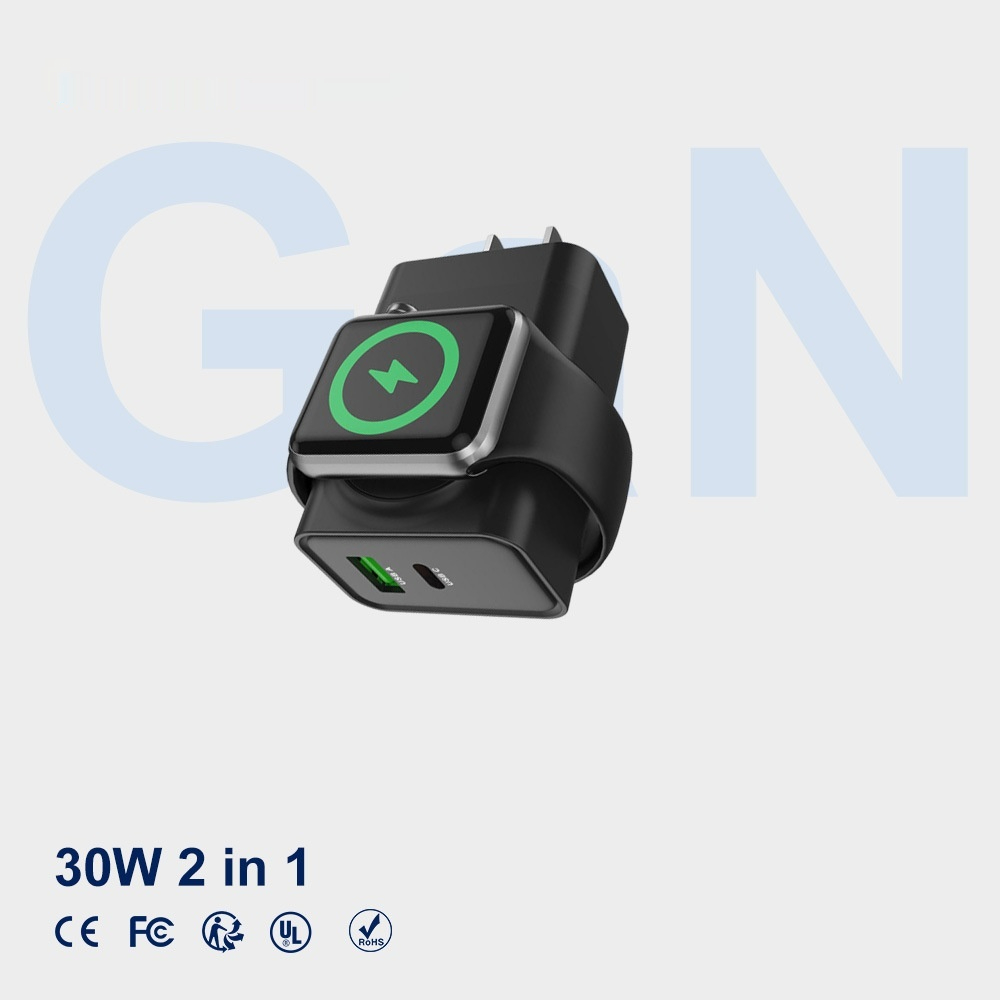 30 W USB Mains Charger with Interchangeable Plugs