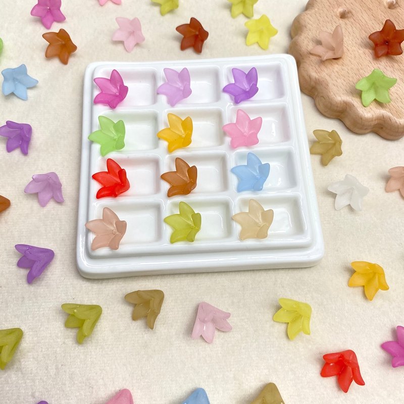 3D Acrylic Lily Bud Charms