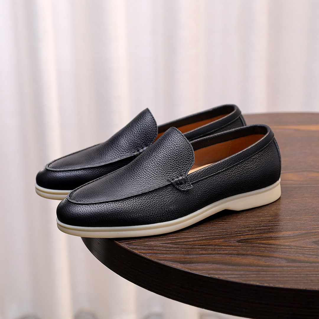 Mens Casual Shoes Made From Soft, Lychee-patterned Genuine Leather