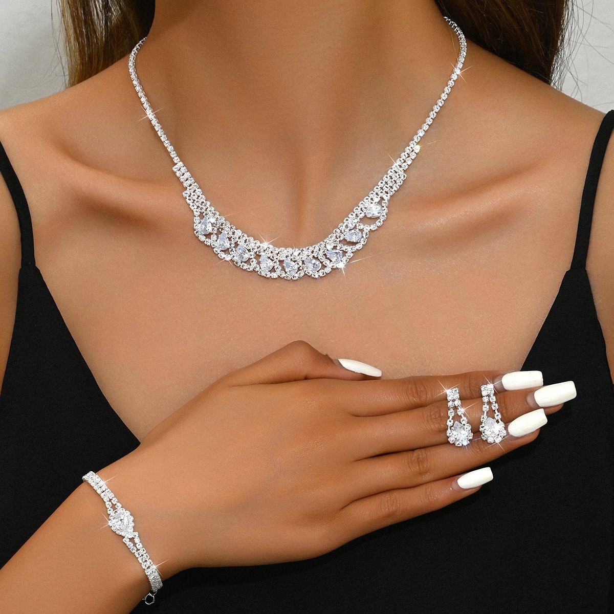 High-End Crystal Zircon Geometric Necklace, Earrings, And Bracelet Three-Piece Set, Fashionable And Super Shiny Bridal Party Jewelry Set