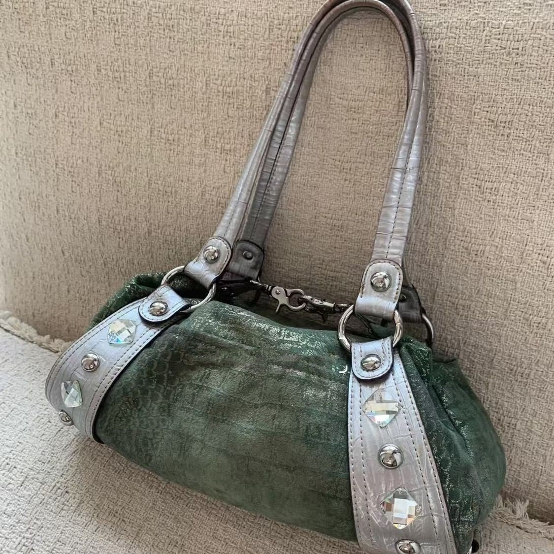 Vintage Gemstone-Effect Shoulder Bag